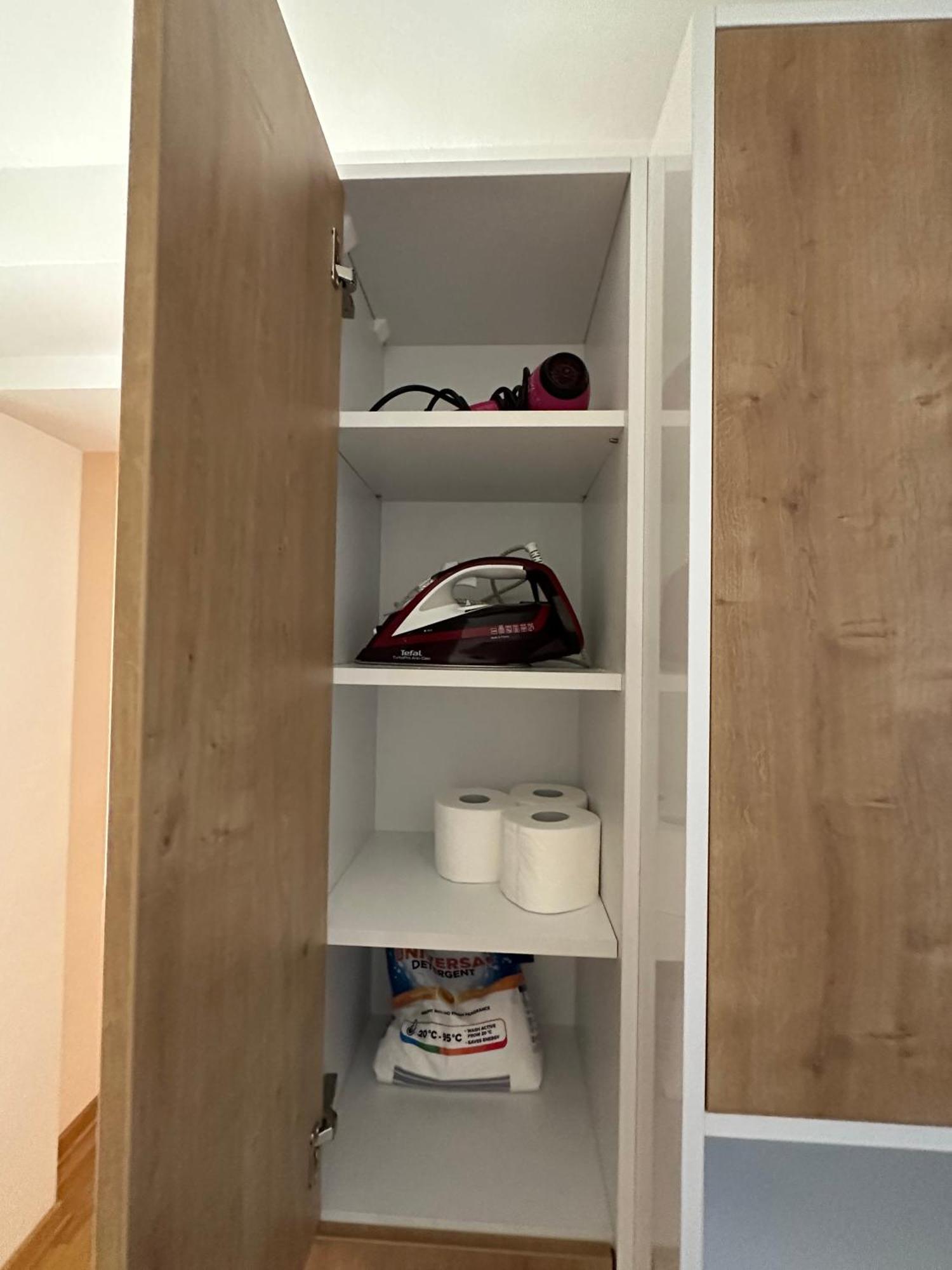 Cozy 'nest' * Nis